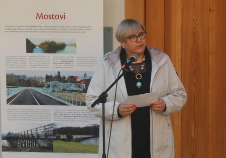 Na odprtju razstave Obrazi dediščine jugovzhodne Slovenije